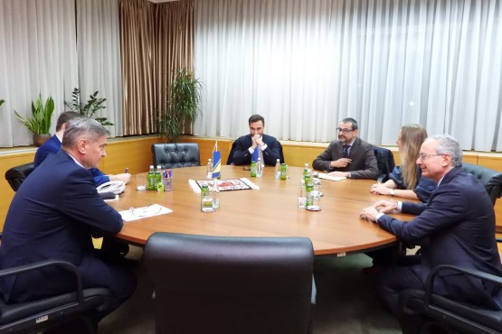 Predsjedavajući Predstavničkog doma dr. Denis Zvizdić sastao se sa direktorom Ureda za Jadransku regiju i Balkan u Ministarstvu vanjskih poslova Italije